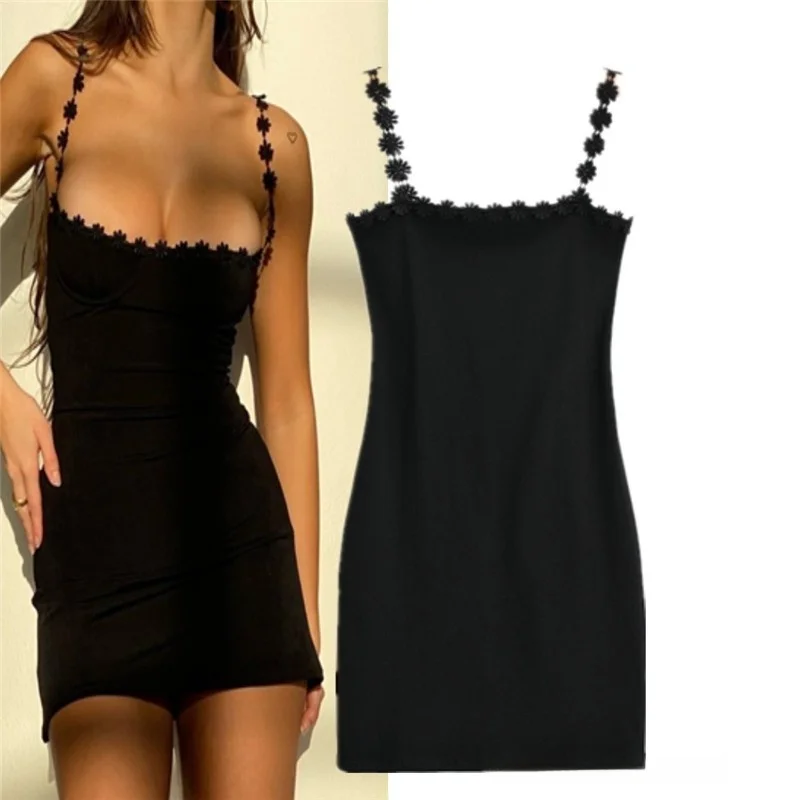 Faionable Low Cut Daisy Chain Trimmed Strapl Bodycon  Dr Street Sle High Waist ort Skirt H pe Silhouette