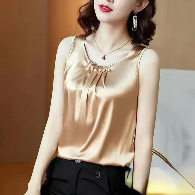 Fashion Silk Women Tops Satin Blouses for Women Beading Silk Blouse Top Woman Sleeveless Shirts Tops Sexy Woman Satin Shirts