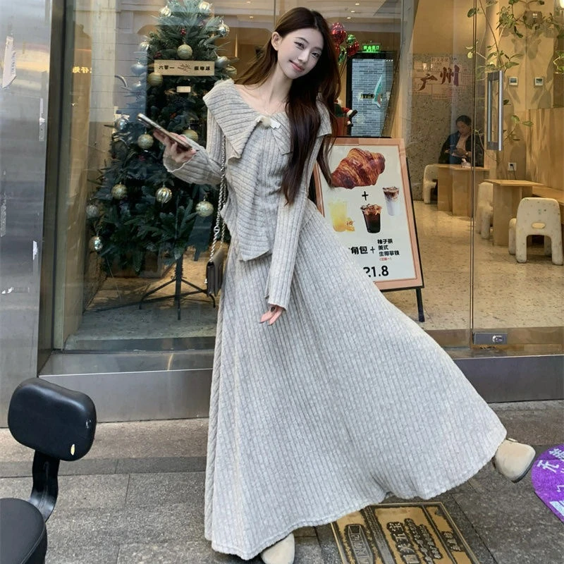 

Французский нерегулярный темпераментный вязаный топ, юбка с высокой талией для женщин, осень 2026, новая мода, высококачественный утягивающий комплект из двух предметов