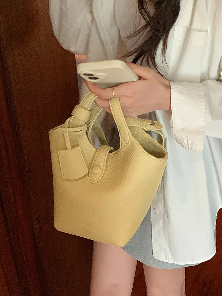 

Chio2nd Yellow Bucket Bag Women's Handbag Spring Summer Fashionable Small Crossbody Bag Neutral Minimalist Style PU Material