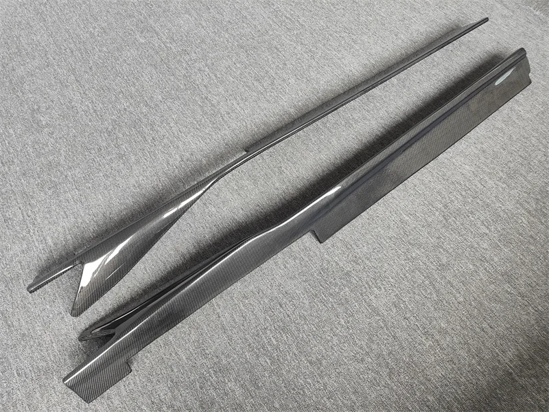 High Quality Carbon Fiber V-style Side Skirts for 458 Italian Spider Body Kit Front Bumper Edge Rear Diffuser Lampshade