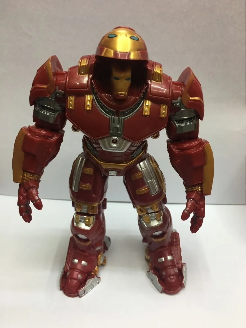 Hot Toys Anime Marvel Avengers Action Figures Hulkbuster Helmets Can Be Opened Doll Model Chest with Light Figurines Fans Gifts