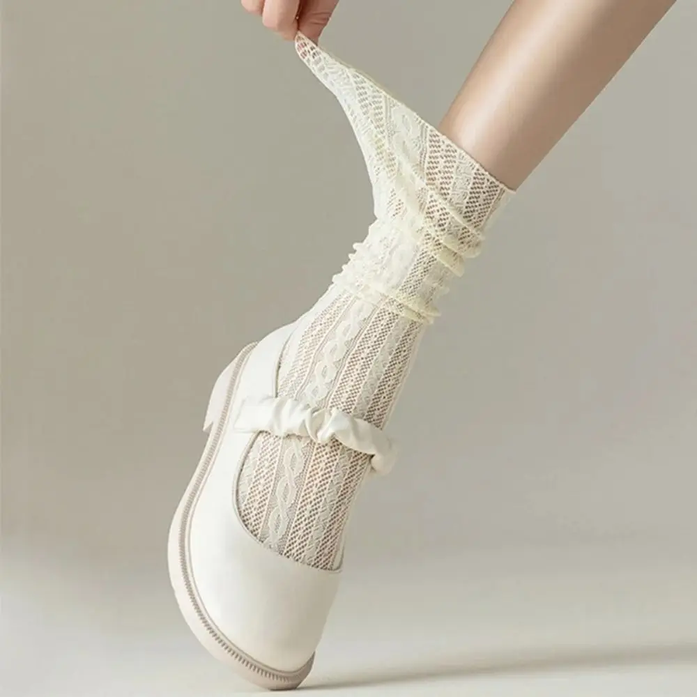 Retro Hollow Out Lace Socks Mesh Ultra-thin Transparent Short Sock Sweat-absorbing Breathable Women Socks