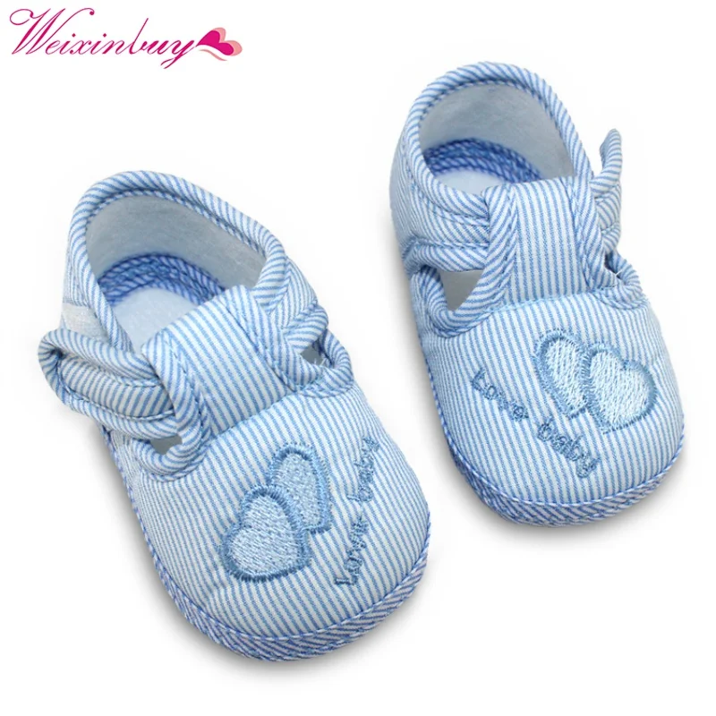 Lente Babyschoenen Baby Antislip Zachte Zool Katoen Eerste Wandelaars Mooie Hart Borduurwerk Pasgeboren Wandelschoenen 0-24M