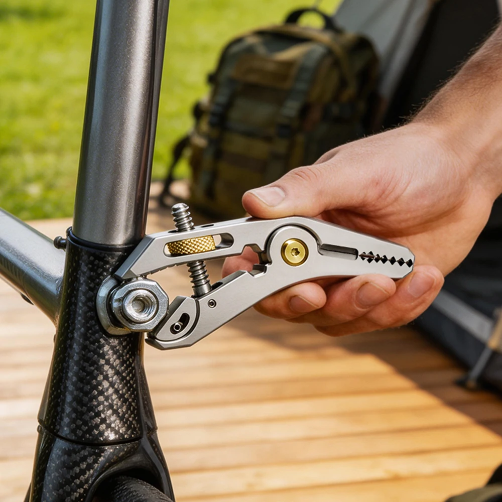 5-in-1 Edelstahl Multifunktions-Taschenwerkzeug Schraubenschlüssel Zange Schraubendreher EDC Überlebensausrüstung für Camping Outdoor DIY Heimreparatur – Detail 5