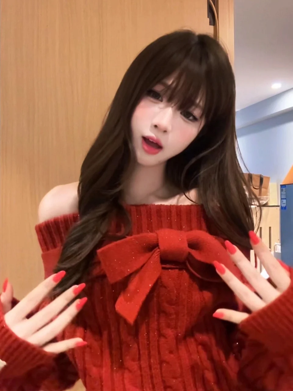 

Cisas Theme Red One-oulder Knitted Sweater Women's Autumn Winter Loose Fit Inner Wear Knot Knit Top