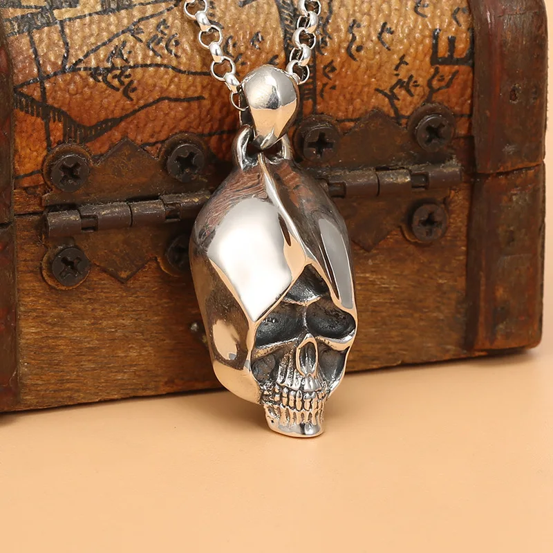 S925 silver European and American retro pure silver skull pendant smooth motorcycle punk rock ghost necklace