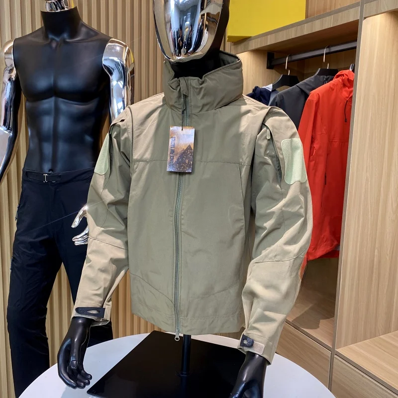 

Spring 2023 Men's Outdoor Hidden Hat Stand Collar Tactical Jaet Coat Stand Fit Long Sve Zipper Closure Youth Faion