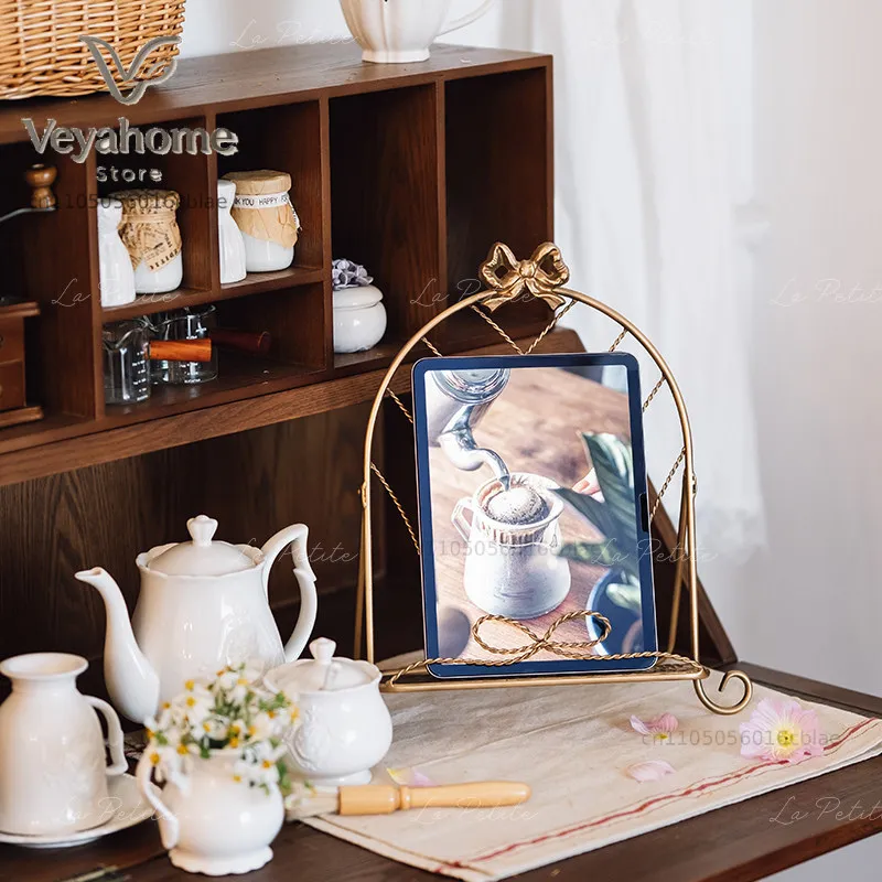 Desktop book medieval kitchen recipe retro flat shelf household storage display