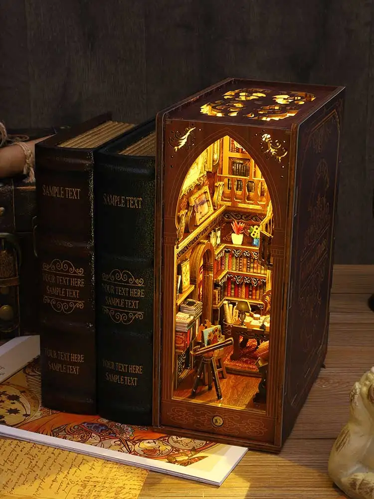 DIY Book Nook Kit Miniaturowy domek dla lalek z oświetleniem LED Puzzle 3D Model budynku Drewniana półka na książki Zabawka dla dorosłych Prezent urodzinowy — zdjęcie 2