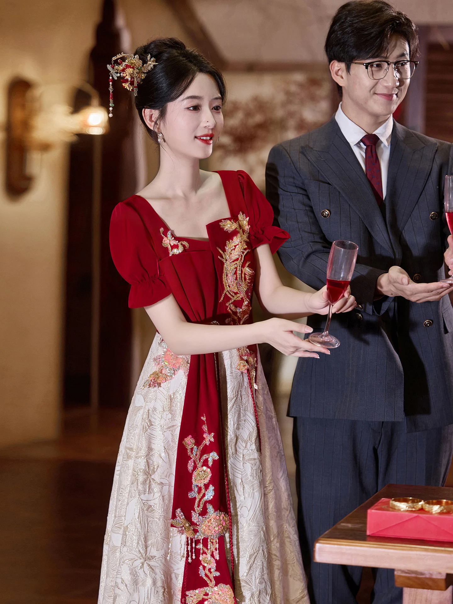 

Красное свадебное платье в китайском стиле для помолвки, элегантное, новая модель 2026 года, для невесты, на повседневные мероприятия