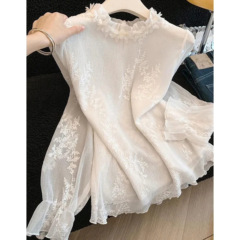 

Корейская женская блузка из белой сетки с жаккардовым узором, длинными рукавами, прозрачная, солнцезащитная, с рюшами, в стиле преппи, свободного кроя, нежная женская рубашка