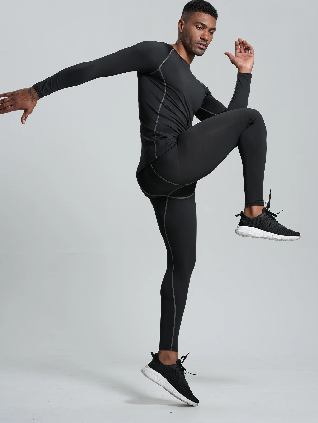 Men's High-Performance Winter Workout Set for Men Thermal Compression Top Pants for Man Running, Skiing, Gym, Training
