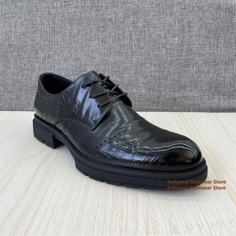 Cowhide Derby Shoes for Men Unique Carving Design Lace Up Low Cut Comfortable Wear-Resistant British Style Men's Leather Shoes