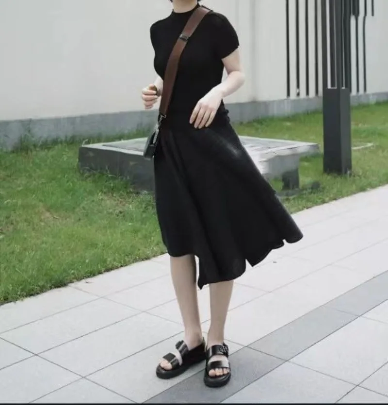 2026 New Summer Miyake Style Pleated Culottes Irregular Skirts Women Elastic High Waisted Korean Loose Wide-leg Pants