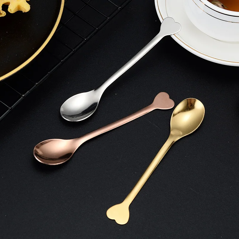 1pcs Stainless Steel Love Handle Shaped Coffee Spoon Teaspoon Children Spoon New Beautiful 3 Colors Coffee Tea Use Kitchen Spoon