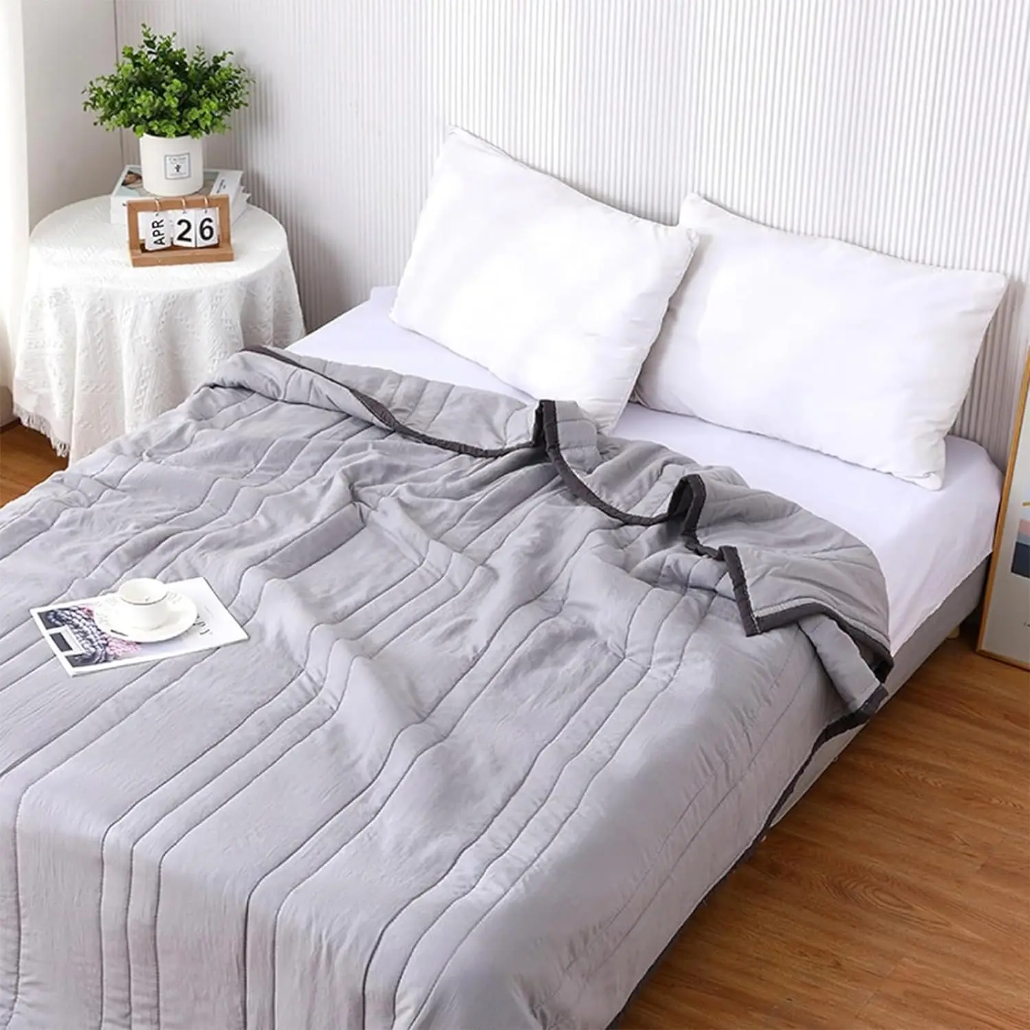 Summer Cooler Quilt, Air Conditioner Blanket, Ice Blanket for All-Season,Solid Color Rectangle Machine Washable Lightweight