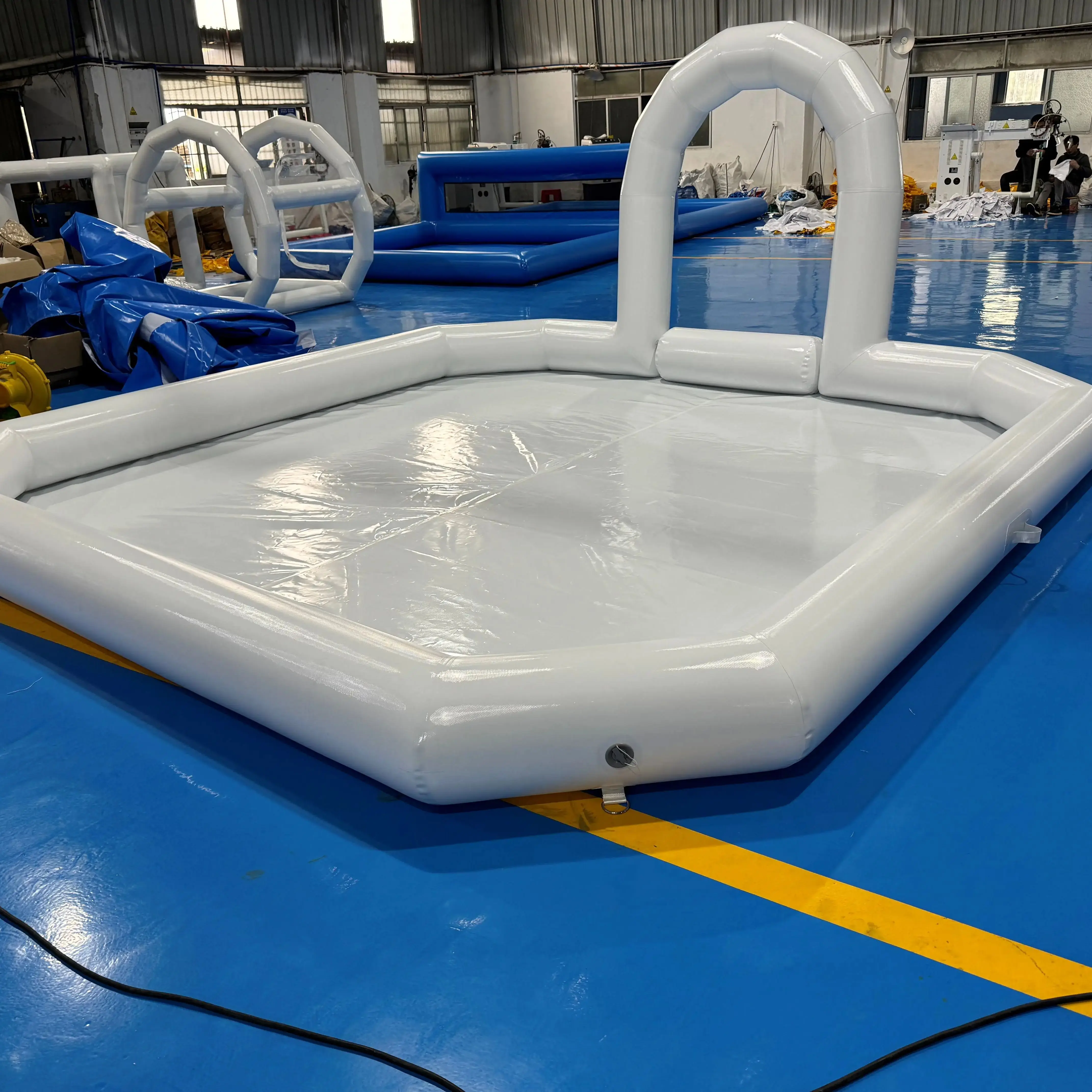 PVC سميكة ملاهي نفخ سيارة ممتصة للصدمات المسار سباق السيارات المسارات للأطفال سيارة ممتصة للصدمات قابلة للنفخ #1