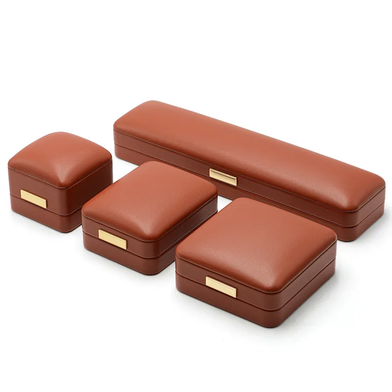 Thumbnail 4 - #6 Trending Pendant Bracelets Right Now