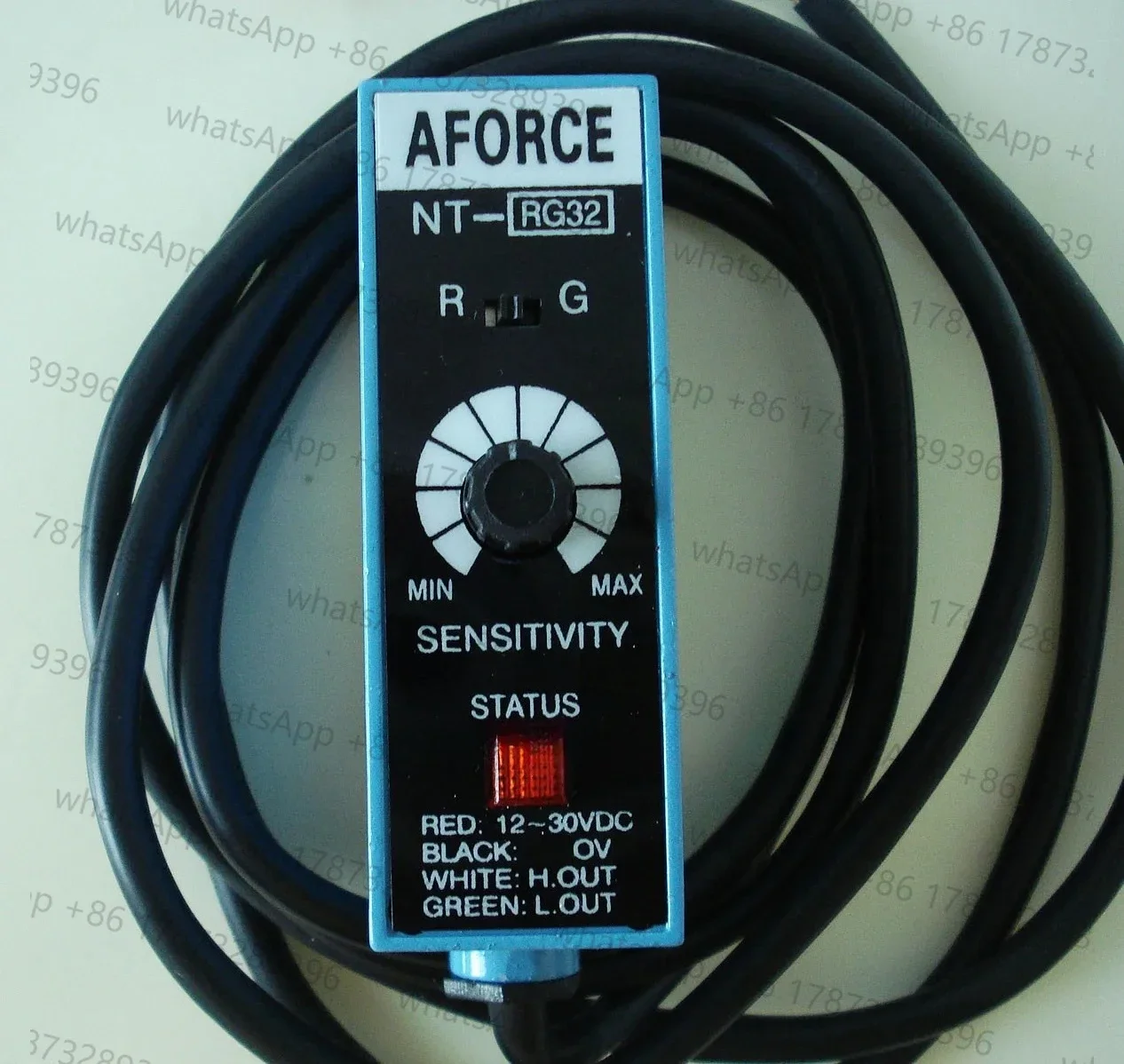 

LONGYI Color Code Sensor NT-RG32 (Red & Green) Bag Making Machine Photoelectric Switch Sensor