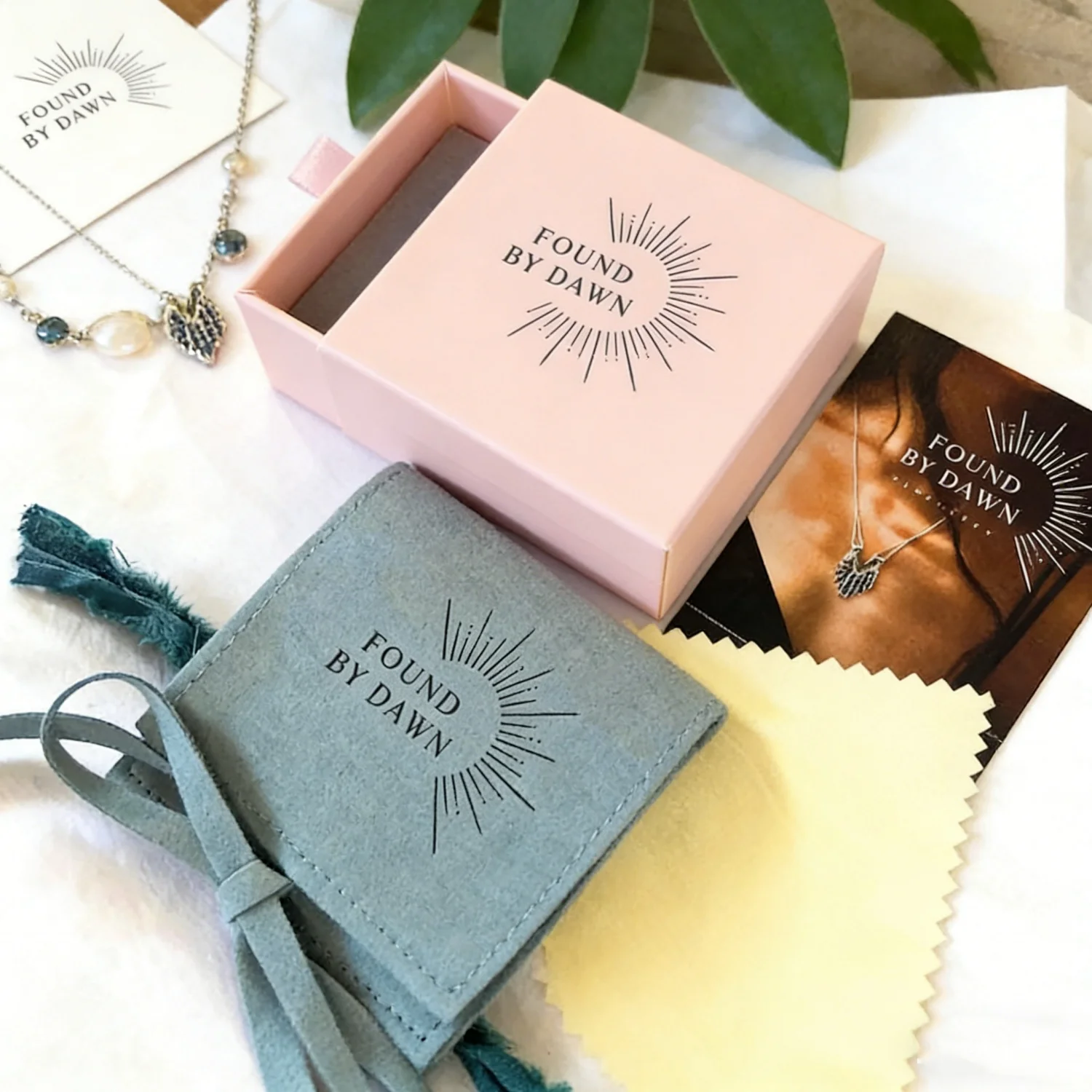 

20pcs Personalized Jewelry Box & Bag Set with Custom Printed Logo – Perfect for Gifting