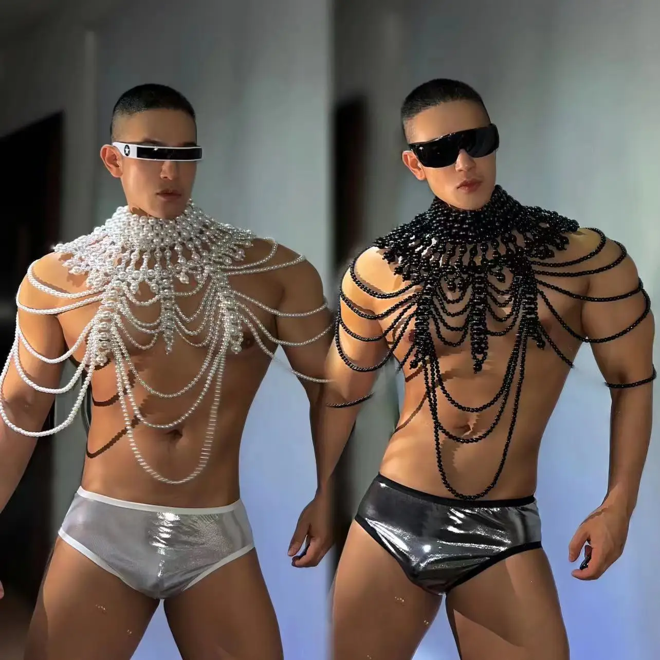 

Muscular Male DJ Nightclub Sexy Gogo Pole Dance Costume Black White Handmade Pearl Chain Tops Shorts Outfits Party Stage Wear