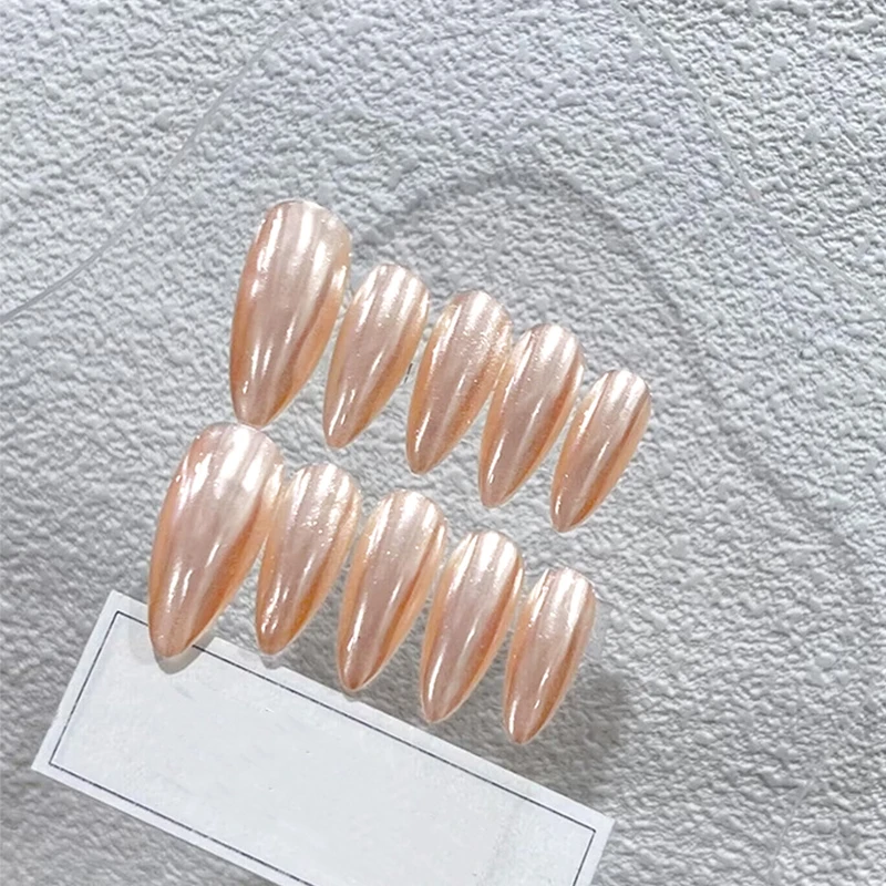  10pcs 반짝 이는 매직 미러 프레스 손톱 아몬드 가짜 손톱 전체 커버 웨어러블 반짝이 디자인 거짓 네일 패치 용품 ﻿ ﻿