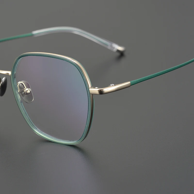 

2025 Japanese ultra-light 7g,niche hexagonal pure titanium glasses frame, literary and exquisite handmade glasses with anti-blue