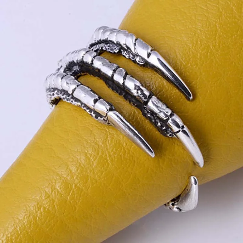 Men's Retro Dragon Claw Ring European American Punk Style Cool Domineering Metal Biker Finger Jewelry