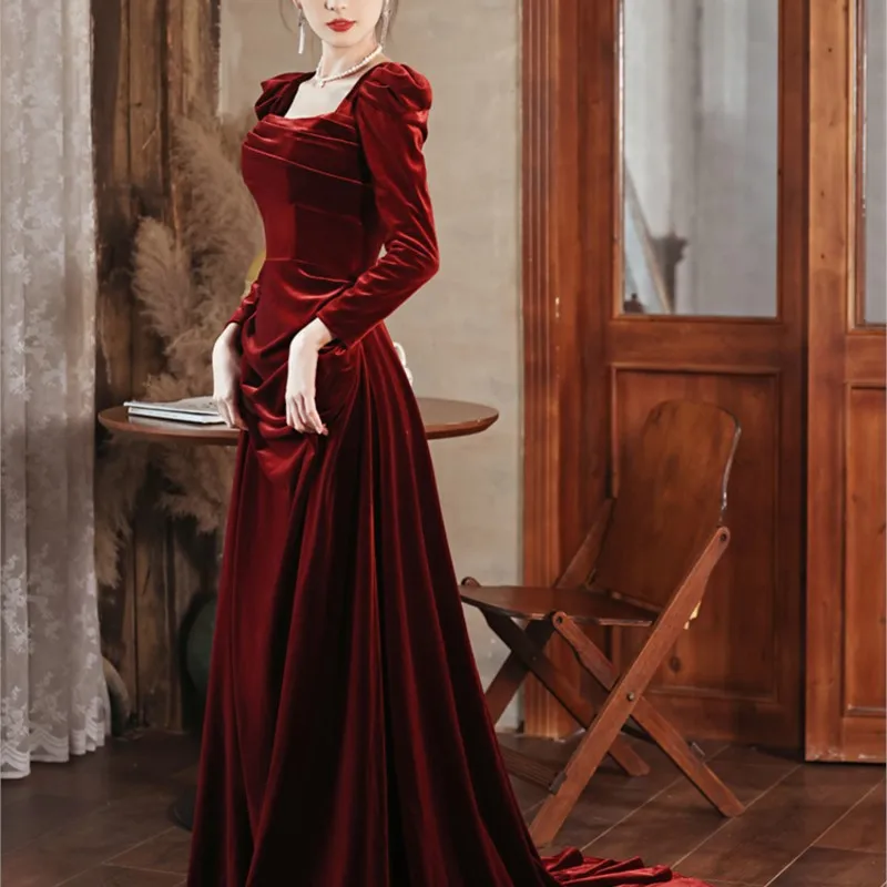 Velvet toasting with wine red fishtail slimming long-sleeved dress