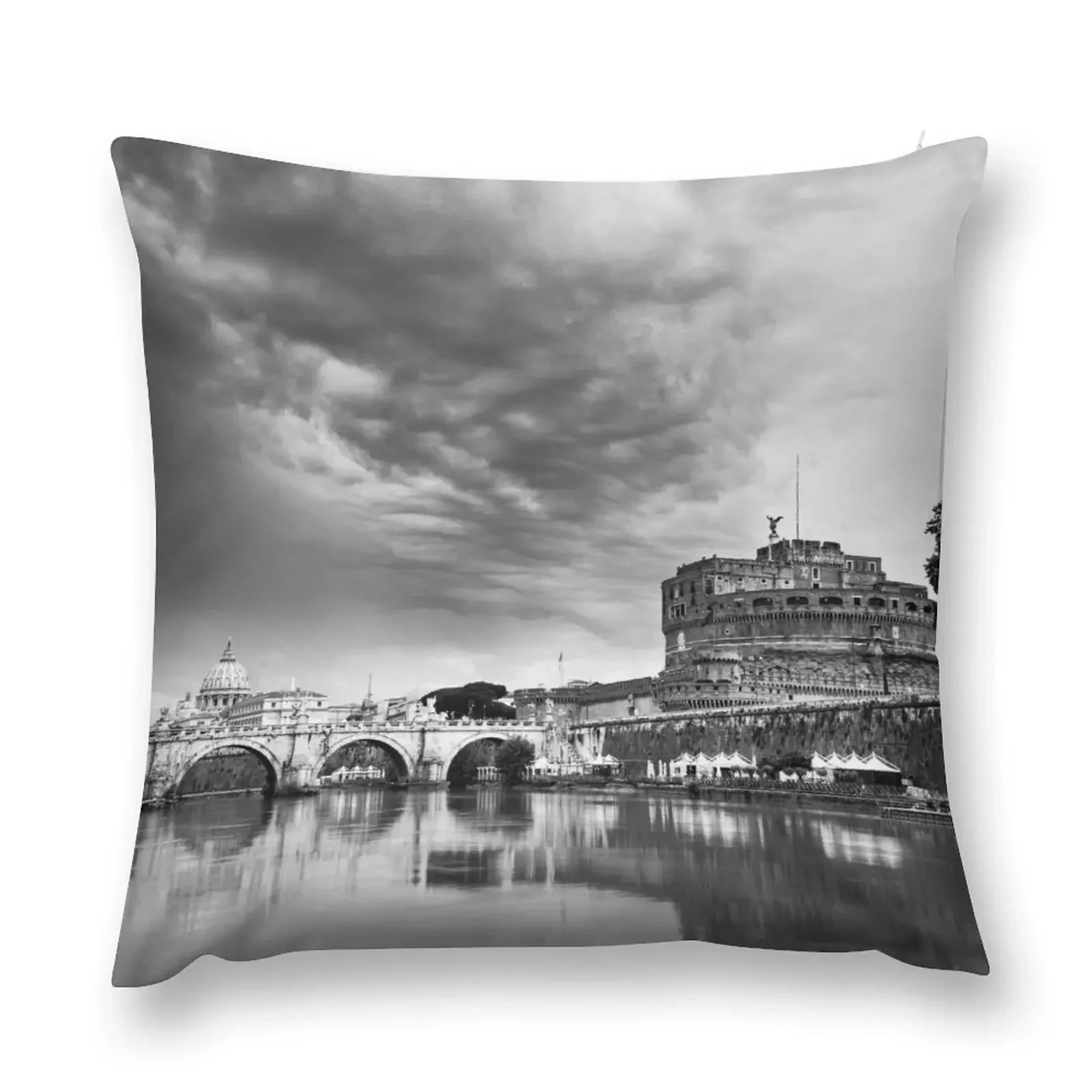 

Castel Sant'Angelo in Mono, Rome Italy Throw Pillow Christmas Pillowcase Luxury Pillow Cover pillow