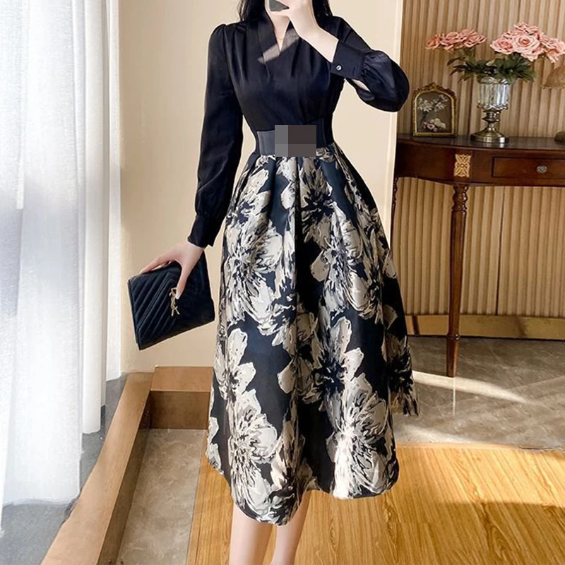 

Spring women's 2024 new fake two-piece French tea break chic dress with floral patterns and waist cinching A-line dress