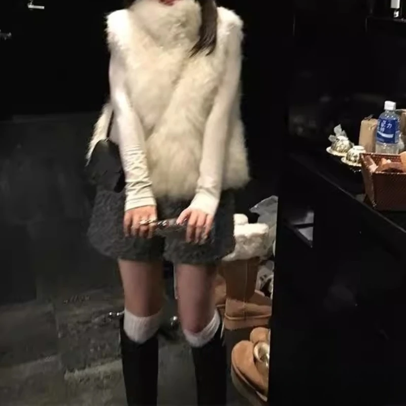 

Fur Vest Jacket Women's Autumn and Winter New Environmentally Friendly Wool Vest Short Loose Plush Jacket Slim and Thin