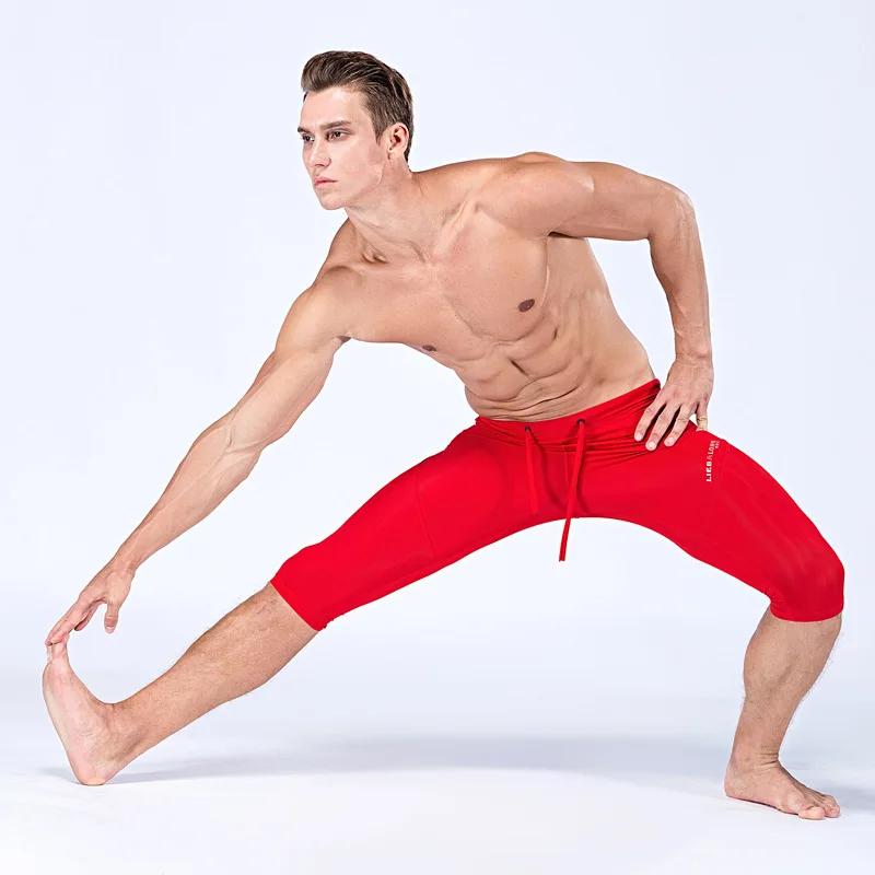 ผู้ชายกีฬากางเกงขาสั้นผ้าไหมน้ําแข็งชุดนอนเข่าความยาวนักมวย SLIM FIT ยืดกางเกงว่ายน้ําไม่มีรอยต่อนุ่ม SLIP Homme กางเกง