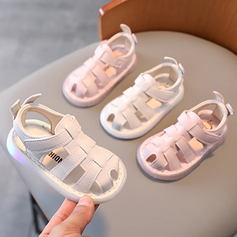 Muslimah Baby Shoe Kid LED Lit Sandals 2023 Summer New traspirante Baby Toddler Shoe lampeggiante Kid Shoe Girl Princess Shoes