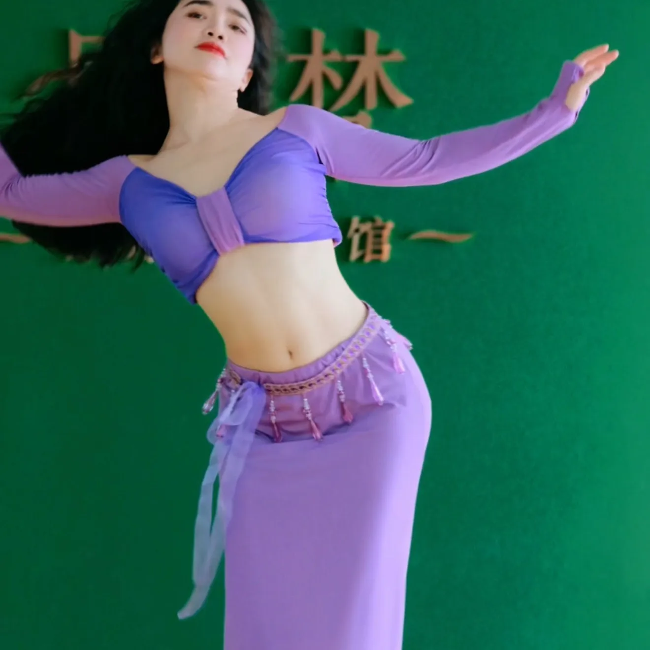 

Костюм для соревнований по восточным танцам для женщин 2026: сексуальный и элегантный наряд для выступлений, комплект для взрослых