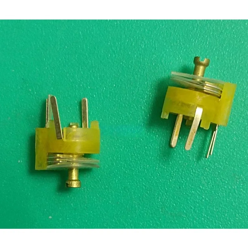 

2024 NEW Adjustable Capacitor CYM1 5P/2.5-9P /18P/27P/40P Thin Film Dielectric Trimming Capacitor Variable Capacitor