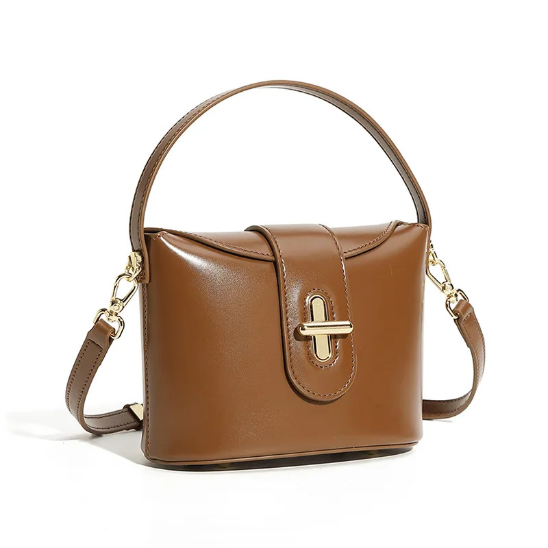 

2025 Popular Fashion Second Layer Cowhide High-end Genuine Leather Crossbody Handheld Bag Lock Buckle Bag