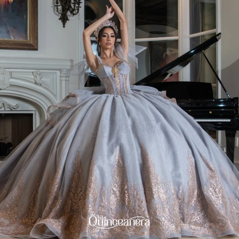 

Gray Blue Shiny Ball Gown Quinceanera Dresses Sequin Applique Lace Beading Crystal Bow Tiered Tull Corset Off The Shoulder Sweet