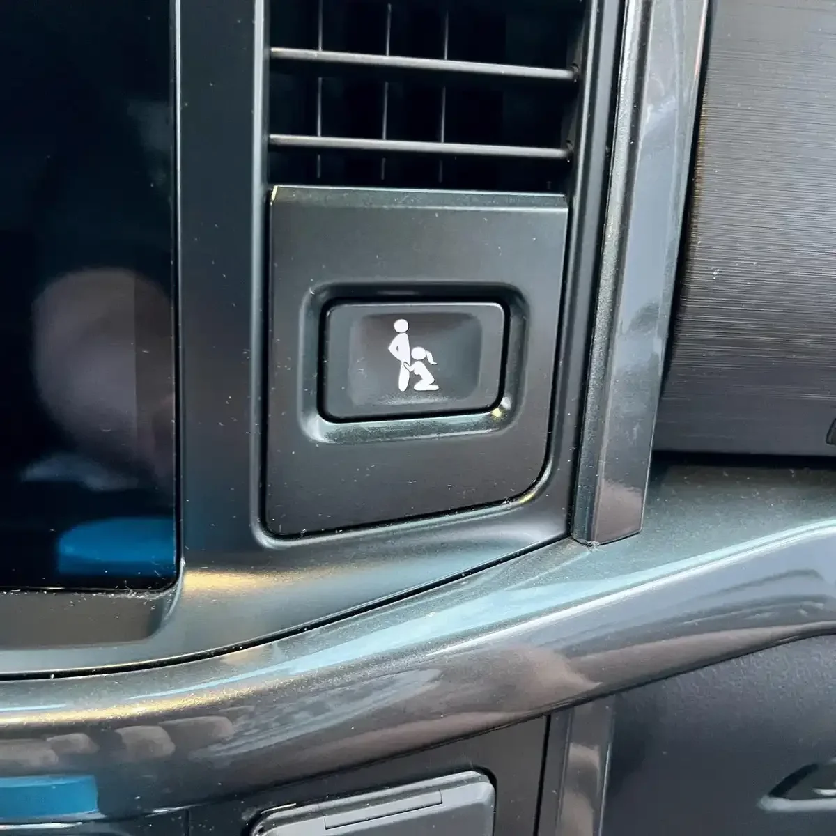 8 Stück lustige Vinyl-Aufkleber mit Motiven für das Armaturenbrett, kreative Aufkleber für leere Autotasten, kreative Fahrzeugdekoration für den Innenraum, zum Selbergestalten. – Detail 2