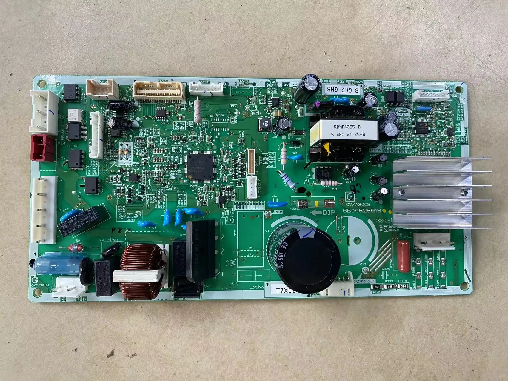 The product can be customized. Suitable for Hitachi refrigerator control board BB0031289B