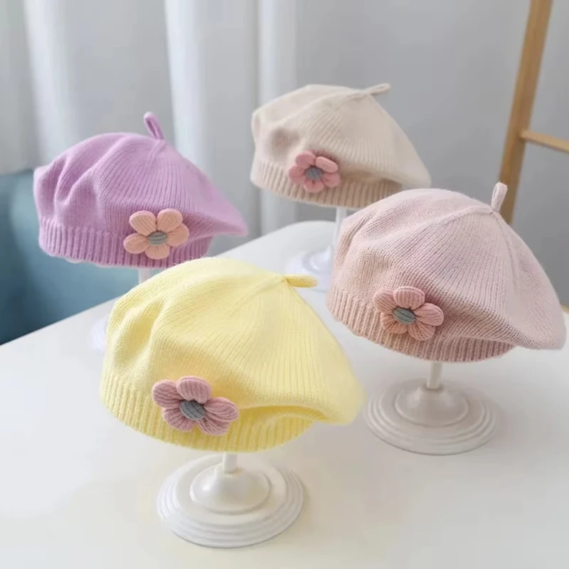 Baby Beret Winter Warm Knitted Hat Beanie Cap Korean Flower Painter Hat Fashionable Female Infant Princess Solid Artist Caps