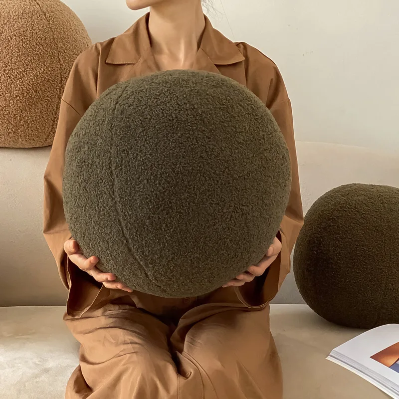 Wool Ball Shaped Pillow Solid Color Stuffed Sofa Cushion Throw Pillow for Couch Roll Oil Painting Board Plush Office Cushion