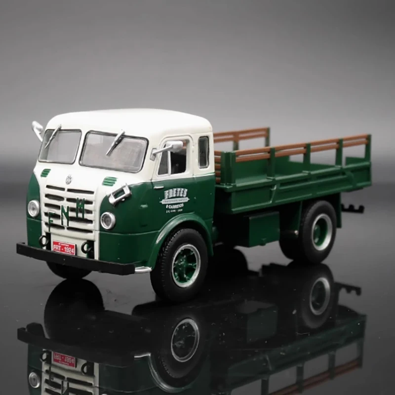 

1:43 Scale FNM D9500 Brasinca Alloy Truck Model Simulation Finished Car Hobby Collecting Gifts Ornaments Children's Toys