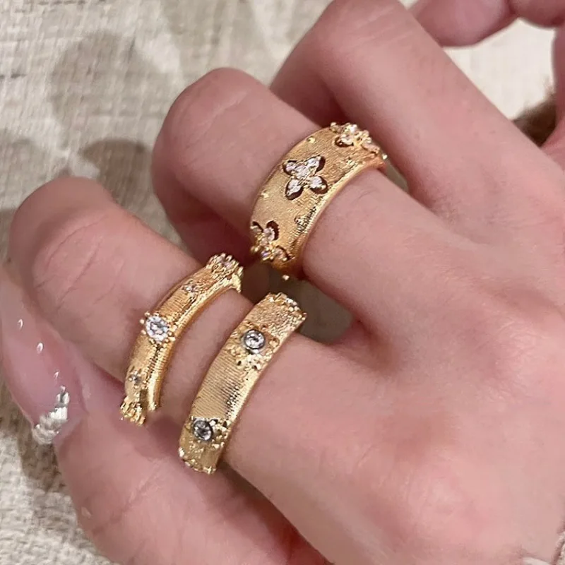 

Ele Hollow out Faion Rings for Women Heavy Work Staable Wedding Ba Korean Sle Fre out Jewelry Accories