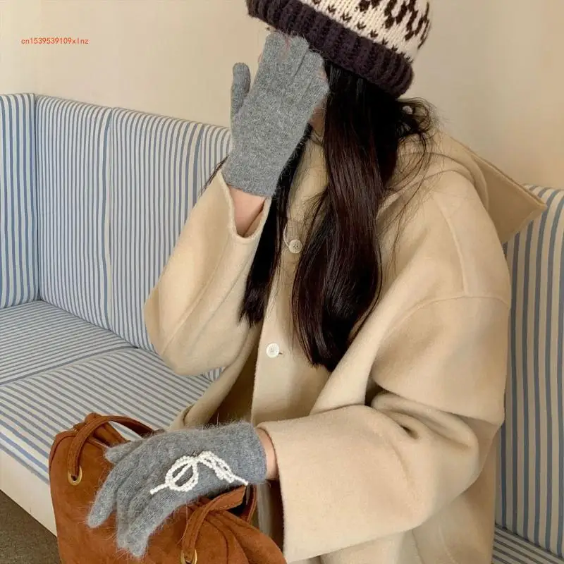 1pair Pearls Butterfly Knot Gloves Comfortable Warm Mittens Flexible Finger Gloves for Fashionable Cold Weather Wear