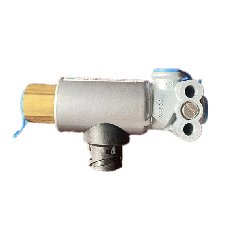 For CNHTC SINOTRUK SITRAK 712W52160-6110 Two Position Three-way Solenoid valve Truck Parts