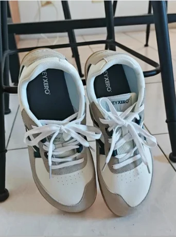 

Hot-selling Winter New Arrival Outdoor Anti-Slip Wear-Resistant High-Quality Walking Sneakers, Excellent Traction