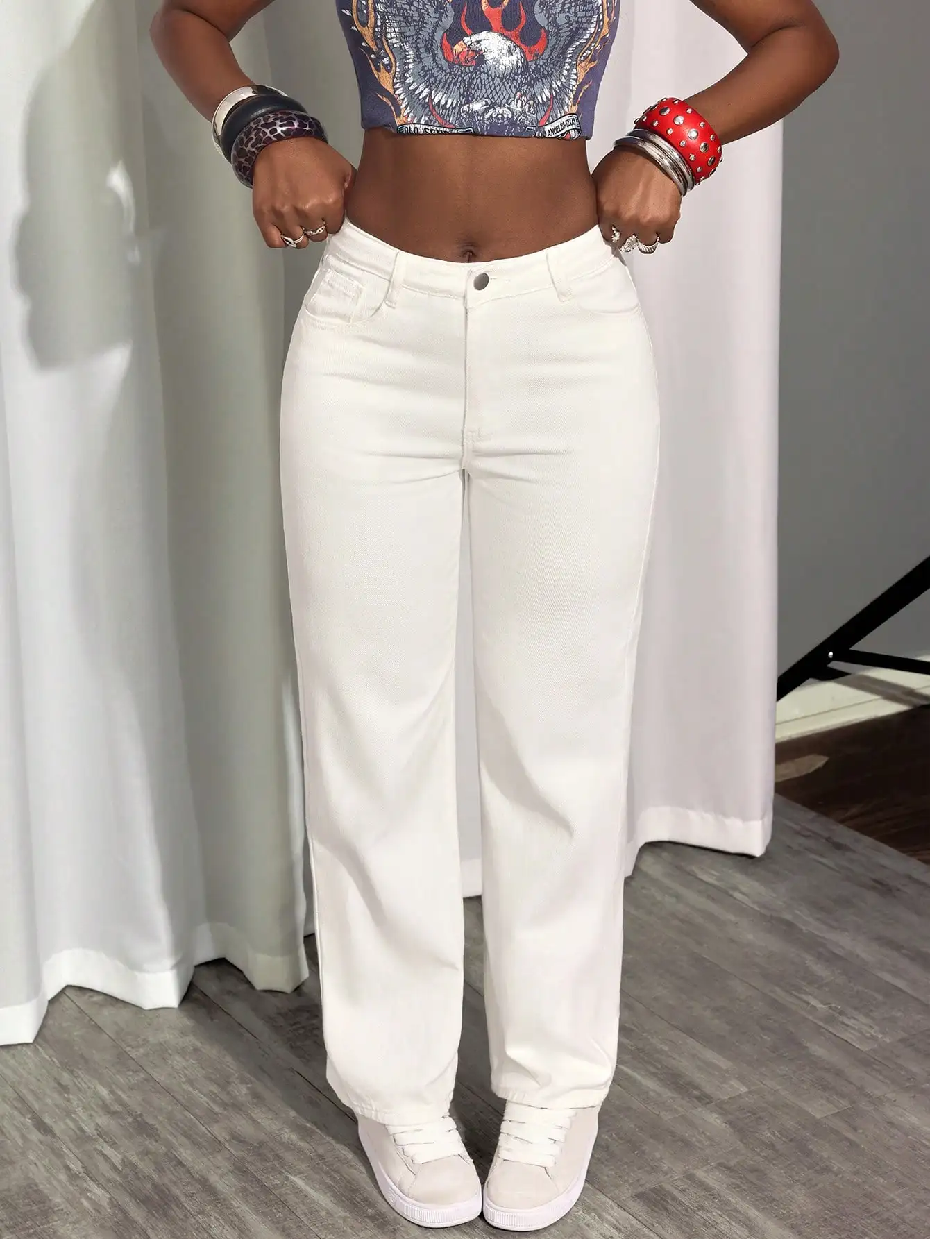 

Женские белые джинсы с высокой талией и прямым кроем для повседневной носки