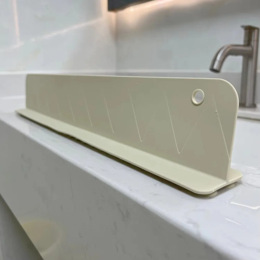 High Quality Soft Silicone Splash Guard Sucker Oil-Proof Water Baffle Plate Kitchen Sink Sink Organizer Household Products 2